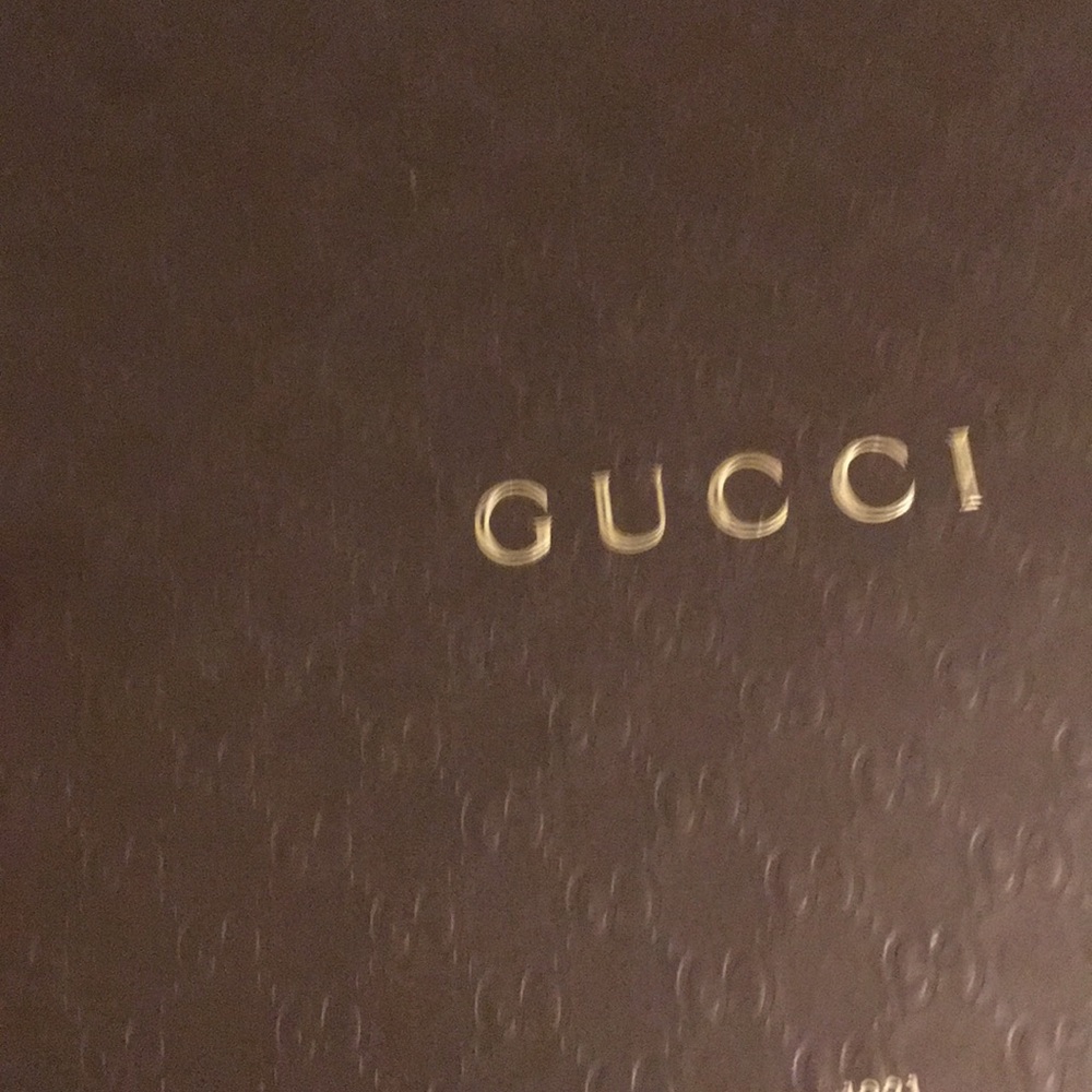 AUTHENTIC GUCCI sandals